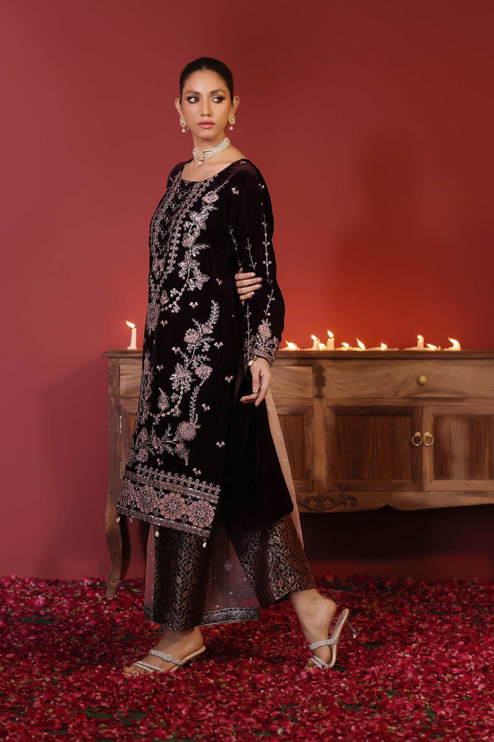 3 PIECE - EMBROIDERED VELVET SUIT 140K - Dressline Fabric